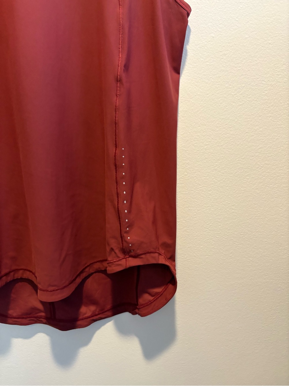 Lululemon || Sculpt Tank Top in Mulled Wine Red Burgundy 10 ? - Picture 3 of 7